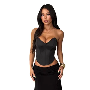 Haut corset bustier en satin noir élégant pour femme avec une coupe ajustée sexy