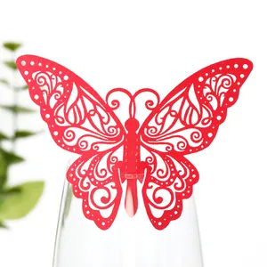 Décoration de papillon rouge découpé au laser pour gâteau et table de mariage élégante