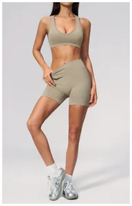 Two-piece seamless high-waist yoga set in light khaki with V-neck bra