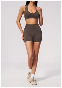 Seamless high-waisted brown yoga shorts and sports bra set for women fitness wear