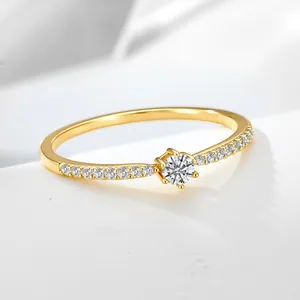 Elegant S925 sterling silver gold-plated ring with six-prong zircon and row diamonds