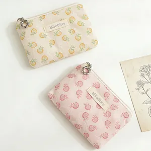 Elegant lace jacquard makeup bag and coin purse set with cute pineapple pattern