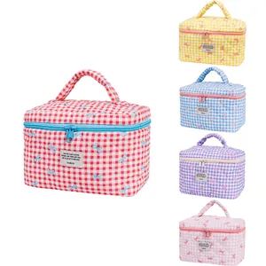 Adorable quilted gingham makeup bag with bow pattern, multi-color storage for cosmetics