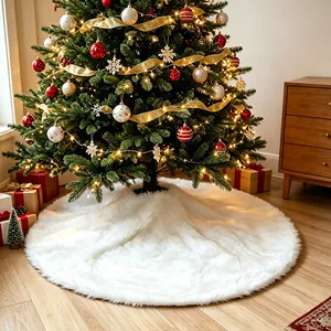 Luxurious white faux fur Christmas tree skirt decoration for elegant holiday home decor