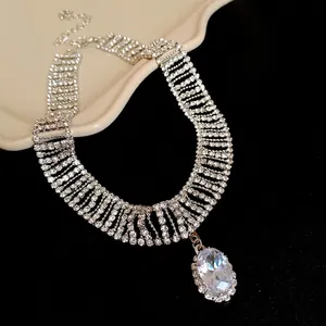 European Luxury Alloy Zirconia Water Drop Geometric Pendant Necklace Silver Color Rhinestone Choker For Women Jewelry