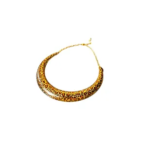Exaggerated leopard print U-shape choker necklace with adjustable gold chain for women