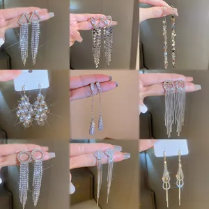 Lussuosi Orecchini a Pendente Lungo con Nappine in Lega e Strass Perno in Argento Sterling 925 Gioielli Eleganti da Donna