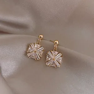 French Style Light Luxury Geometric Flower Stud Earrings Gold Plated Rhinestone Jewelry Accessories For Women Fashion Jewelry Gift