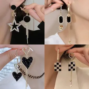 Boucles d'Oreilles Clous en Forme de Lettre Géométrique Style AB Asymétrique pour Femmes Avec Perle Artificielle Strass Gland Bijoux