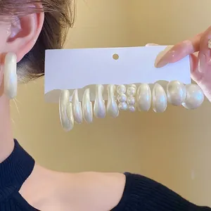 Fashion White Acrylic Geometric Earring Set For Women Artificial Pearl Drop Round Stud Earrings Minimalist Jewelry Gift