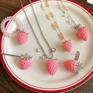 Sweet pink resin strawberry pendant necklace and matching fashion jewelry set for women