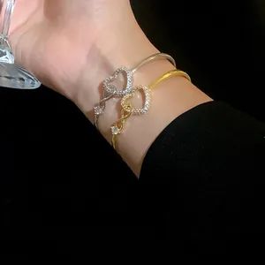 Fashion Zirconia Heart Hollow Copper Bracelet Infinity Symbol Bangle For Women Gold Silver Plated Elegant Daily Accessory Jewelry Gift