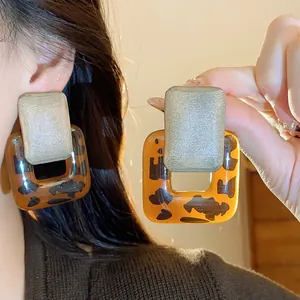 Retro leopard print square resin earrings with silver needles for women