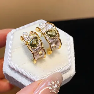 Orecchini a Bottone Francesi Vintage in Rame con Zirconia e Perla Artificiale Con Perno in Argento per Donna