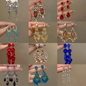 Women Zirconia Flower Earrings Luxury Exaggerated Floral Stud Earrings Western Design Exquisite Party Jewelry For Lady