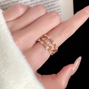 Bague Ouverte Triple Couche Nœud de Bambou en Zirconia Élégante Bague d'Index Vintage Européenne Bijoux pour Femmes