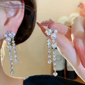 Korean Style Sparkling Zirconia Artificial Pearl Drop Earrings Elegant Luxury Tassel Ear Studs For Women Jewelry
