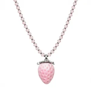 Elegante collana di perle rosa con ciondolo a fragola e perle di vetro traslucide