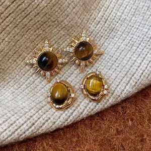 Orecchini a Bottone in Zirconia Pietra Occhio di Tigre Placcati Oro 18K Donna Perno Argento 925 Vintage Stella Ovale Gioielli