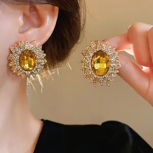Orecchini a Bottone in Rame Girasole di Lusso con Perno in Argento Sterling 925 Placcato Oro Strass Gioielli Floreali per Donna