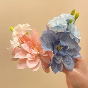 Handgefertigte Stoff-Blumen-Haarspange Süßer Wald-Stil Strandurlaub Entenschnabel-Clip Blumenschmuck Für Damen Geschenk