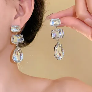 Orecchini a Bottone con Nappina a Goccia d'Acqua Quadrata in Rame e Strass di Lusso Con Perno in Argento Orecchini Fashion Vintage da Donna Gioielli per Feste
