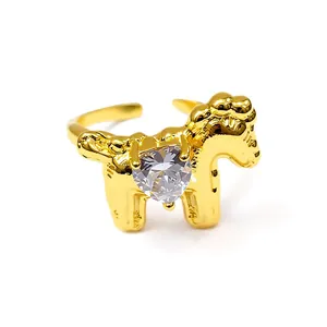 Luxury gold horse open ring with heart-shaped zircon crystal for women