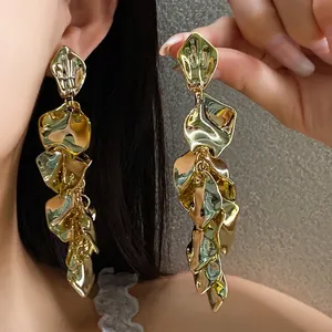 Pendientes Largos Colgantes de Pétalo de Flor Vintage Occidental Exagerados para Mujeres Oro Plata Textura Metálica Galvanizada Joyería