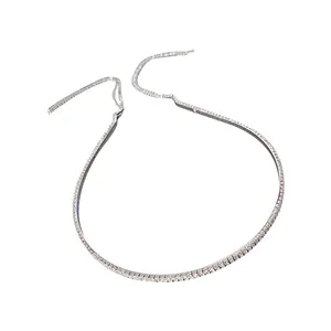 Élégant serre-tête argenté à pampilles en strass avec accessoire de cheveux en cristal