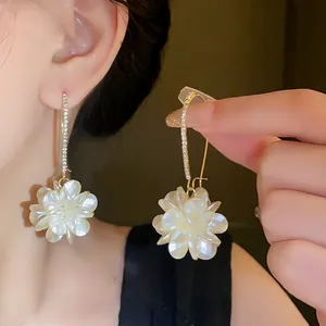 Korean Light Luxury Alloy Rhinestone Flower Drop Earrings With 925 Sterling Silver Post For Women Elegant Geometric Off White Floral Jewelry Gift