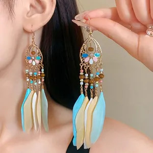Boho-Ohrringe mit bunten Federn und Vintage-Emaille-Perlen für Damen