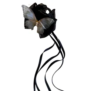Eleganter Wald-Stil Schmetterling Haarklammer mit weißen Perlen und langen schwarzen Bändern