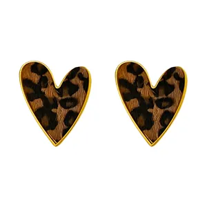 Pendientes de botón con forma de corazón, estampado de leopardo y elegante marco dorado