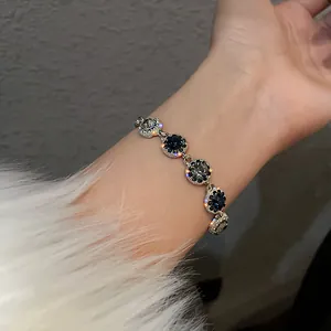 Vintage Minimalist Alloy Rhinestone Bracelet For Women Gold Plated Geometric Round Charm Adjustable Hand Chain Jewelry Gift