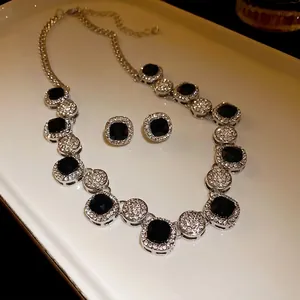 European Luxury Hollow Geometric Necklace Square Black Stone Stud Earrings Alloy Rhinestone Fashion Clavicle Chain Jewelry