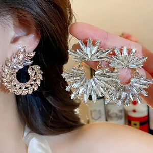 Exquisite Rhinestone Inlaid Ear Of Wheat Stud Earrings For Women Light Luxury Alloy Jewelry With Sterling Silver Earring Post