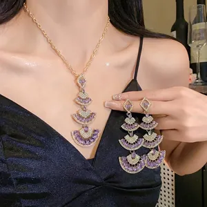 Luxury Alloy Rhinestone Fan Shaped Jewelry Set For Women With Silver Earring Post Gold Plated Exaggerated Pendant Necklace