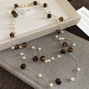 Elegante collana maglione con occhio di tigre e perle e catena dorata vintage