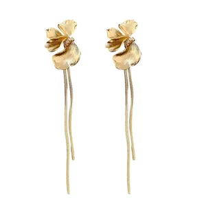 Elegant vintage-style gold flower tassel dangle earrings with 925 silver needle studs.