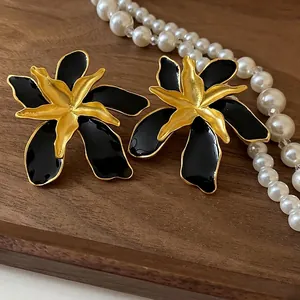 Vintage Enamel Flower Stud Earrings For Women 925 Sterling Silver Earring Post Gold Plated Alloy Black Floral Statement Jewelry