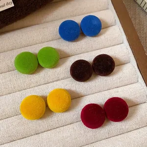 Pendientes de Botón Redondos Flocados Con Poste de Plata de Ley 925 Moda Sencilla Otoño Invierno Textura Terciopelo Suave Mujer