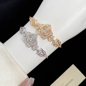 Retro Copper Zirconia Flower Pendant Bracelet For Women Elegant Rose Floral Inlaid Adjustable Clasp Fashion Jewelry Gift