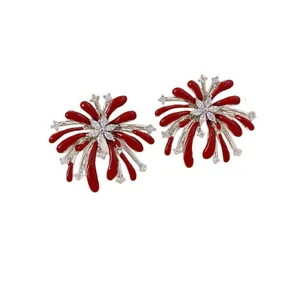 Orecchini a lobo a forma di fuochi d'artificio in smalto rosso con fiore di cristallo