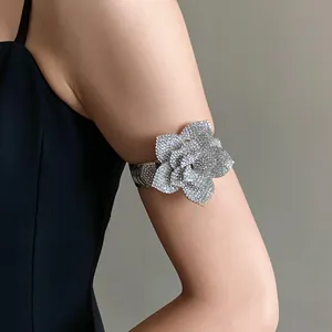 Luxurious silver rhinestone 3D flower adjustable armlet for women fashion jewelry