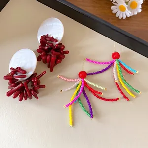 Vintage Hong Kong Stil Rot Weiß Harz Unregelmäßige Runde Ohrstecker Für Damen Retro Elegantes Design Nische Handgefertigte Mode Schmuck Geschenk