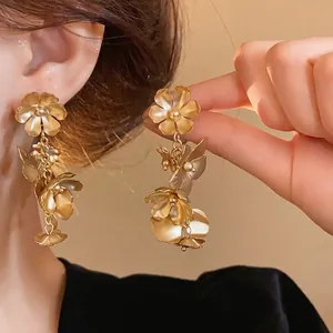 Boucles d'Oreilles Glands Fleur en Alliage d'Or Vintage Avec Tige en Argent Sterling 925 Bijoux Floraux Pour Femmes