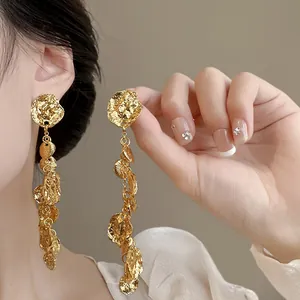 Orecchini Pendenti Retro in Lega Con Dischi Tondi Martellati E Nappine Con Perno in Argento Gioielli Minimalisti Unici per Donna