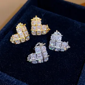 Boucles d'Oreilles Puces Cœur en Zirconia Avec Tige en Argent Sterling 925 Plaqué Or 18K Bijoux en Cuivre Élégants pour Femmes