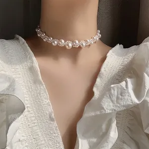 Elegante gargantilla de perlas vintage estilo Audrey Hepburn para novias y bodas