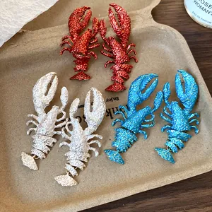 Gelenkige Hummer-Ohrhänger in Rot Weiß und Blau für modischen Resort-Stil Schmuck